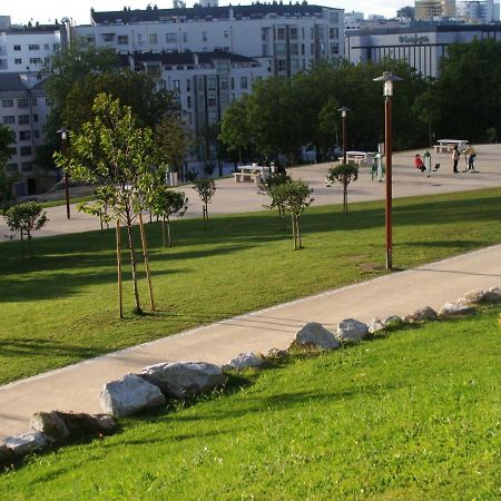 Acogedor Apartamento Cerca De Las Estaciones De Bus Y Tren A Coruña Eksteriør billede